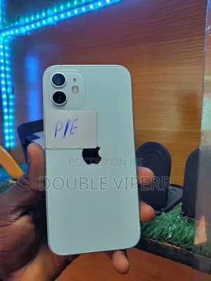 Apple iPhone 12 64 GB