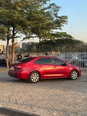 Toyota Corolla LE 2020 Red