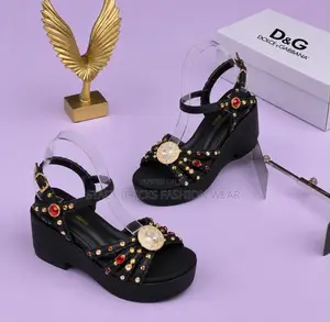 D G Wage Comes With Branded Box