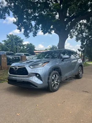 Toyota Highlander Limited AWD 2020 Gray