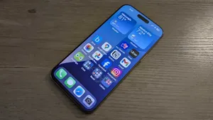 Apple iPhone 16 Pro Max 1 TB White