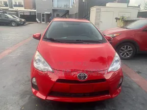 Toyota Prius 2012 Red