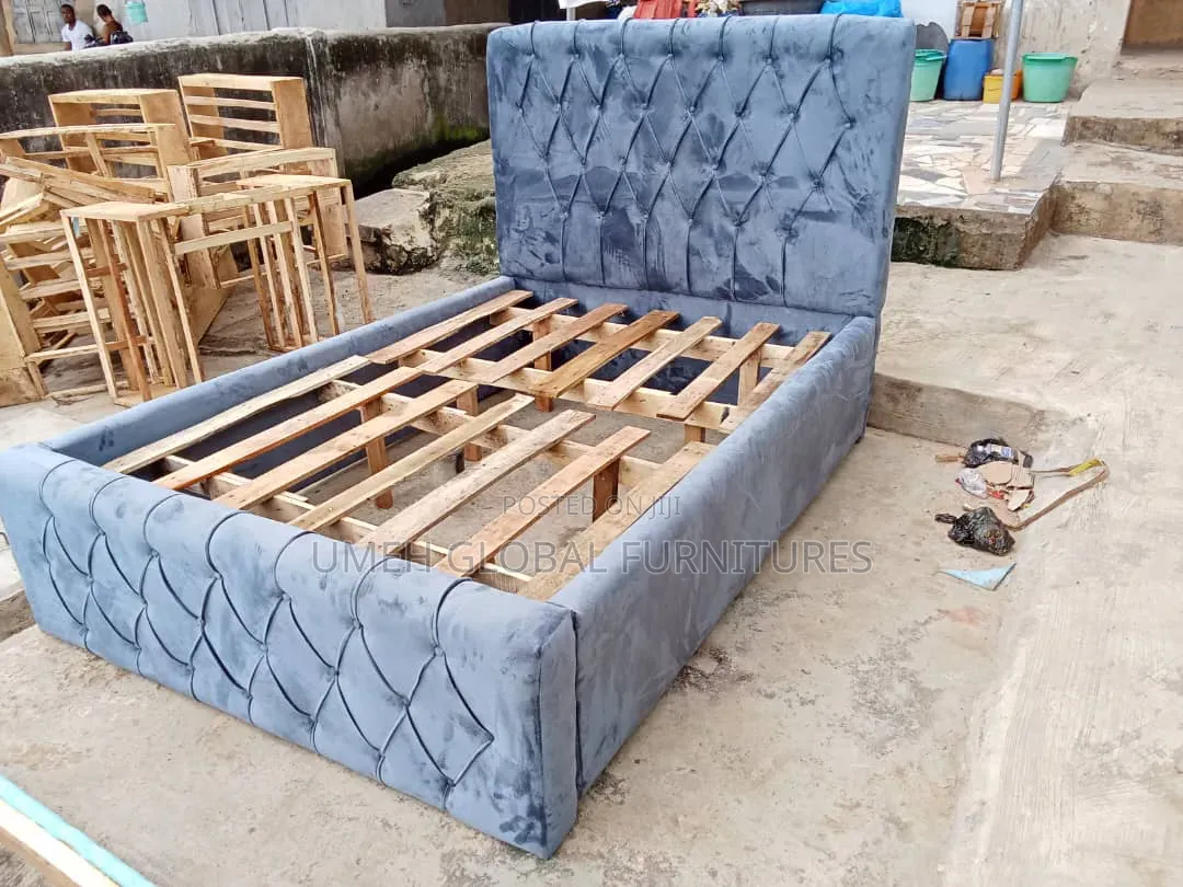 Quality Upholstery Bed, 4and Half by 6