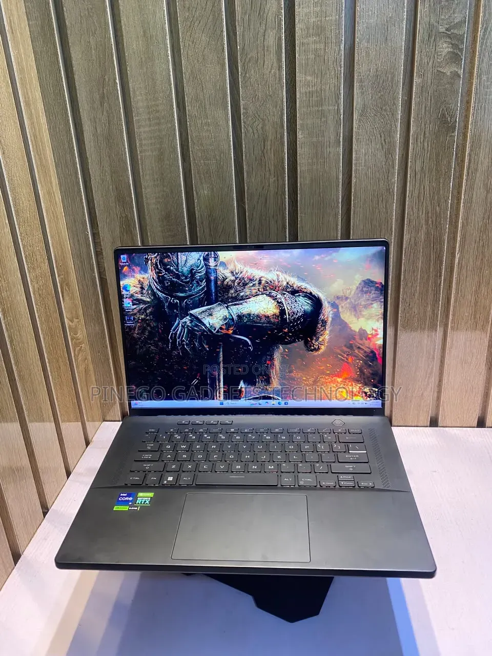 Laptop Asus ROG Zephyrus M16 GU603HR 32GB Intel Core i9 SSD 1T