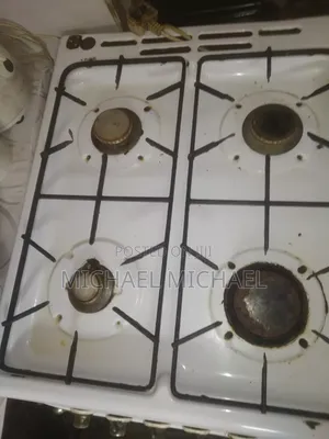 Gas Cooker With Ovens
