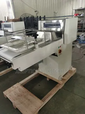 Dough Moulder