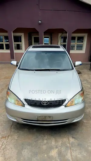 Toyota Camry 2004 Silver
