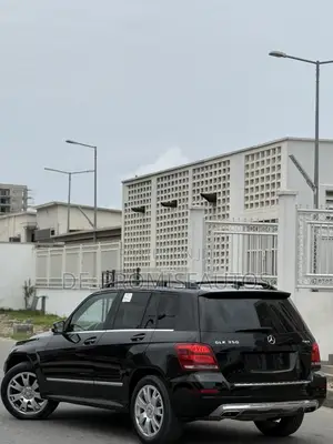 Mercedes-Benz GLK-Class 2012 Black