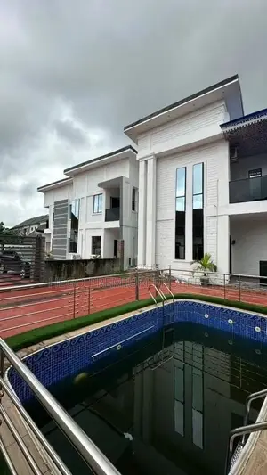 Furnished 5bdrm Duplex in Sars Estate, Rukpokwu for sale
