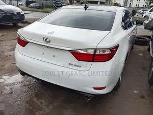 Lexus ES 350 FWD 2014 White