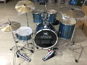 5 Set of Might Drum Set
