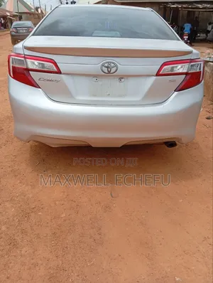 Toyota Camry 2014 Silver