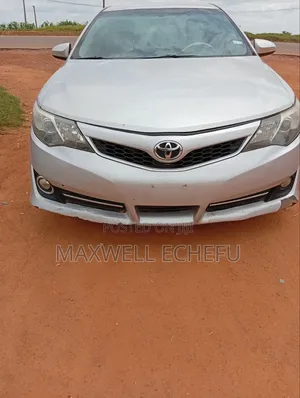 Toyota Camry 2014 Silver