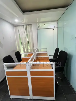 4 Sectional Office Table