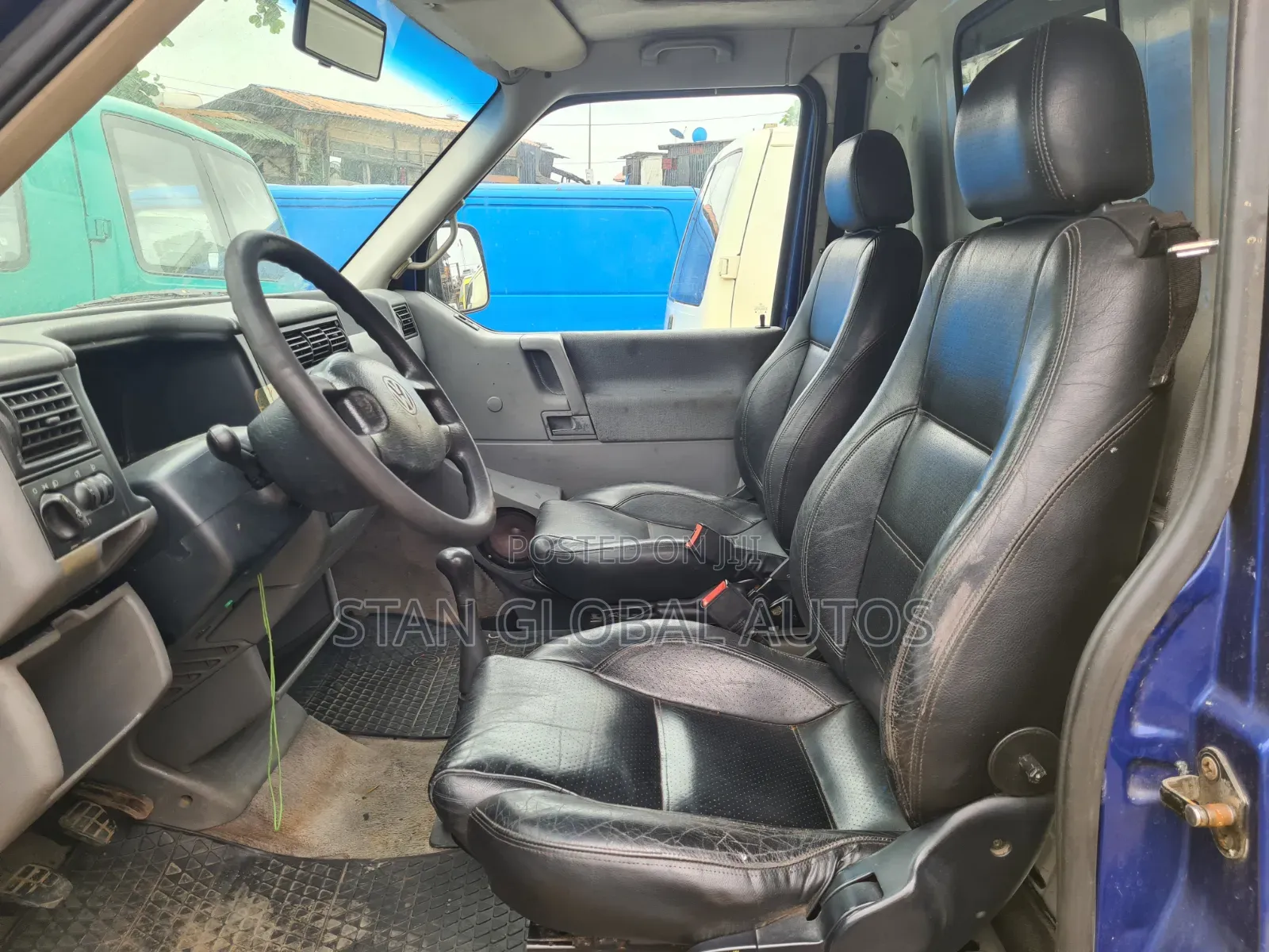 Volkswagen Transporter 2003 Yellow