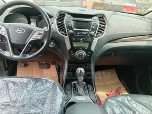 Hyundai Santa Fe 2015 Red