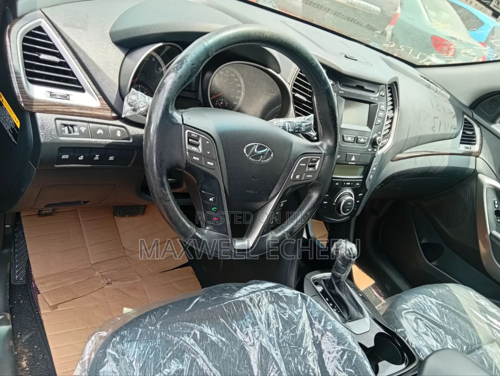 Hyundai Santa Fe 2015 Red