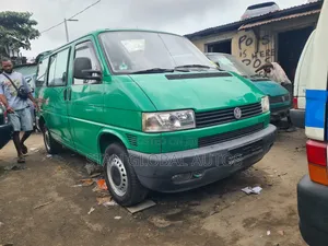 Volkswagen Transporter 2003 Green