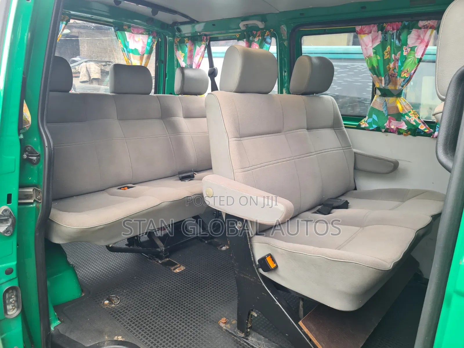 Volkswagen Transporter 2003 Green