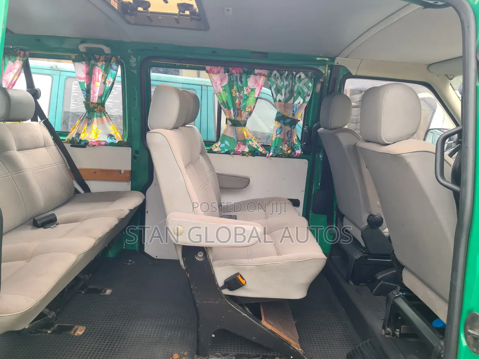 Volkswagen Transporter 2003 Green