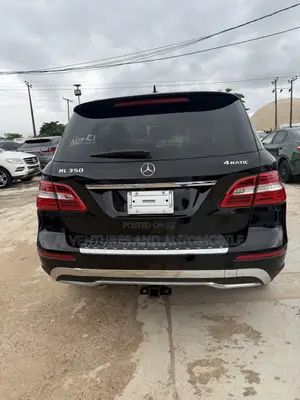 Mercedes-Benz M Class ML350 4MATIC 4dr SUV AWD (3.5L 6cyl 7A) 2014