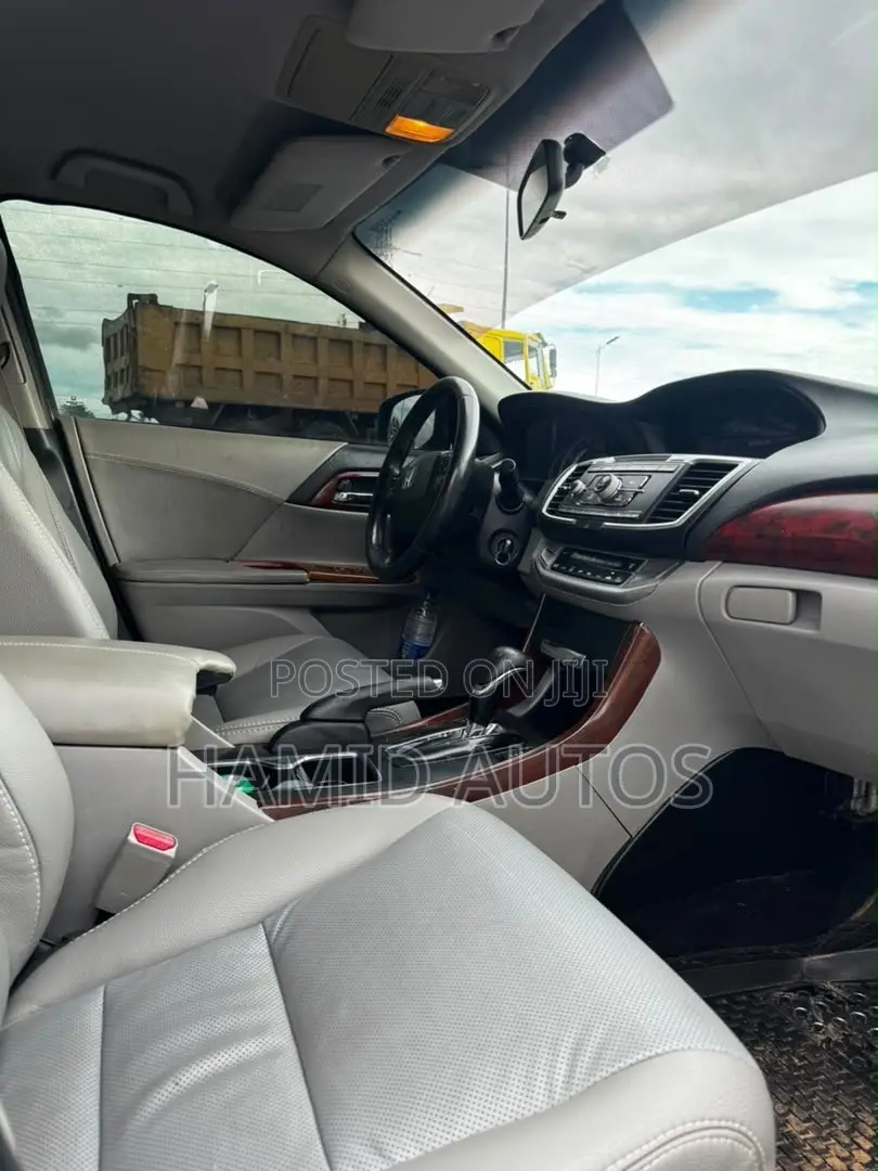 Honda Accord 2017 Gray