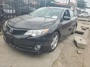 Toyota Camry SE 4dr Sedan (2.5L 4cyl 6A) 2013 Black