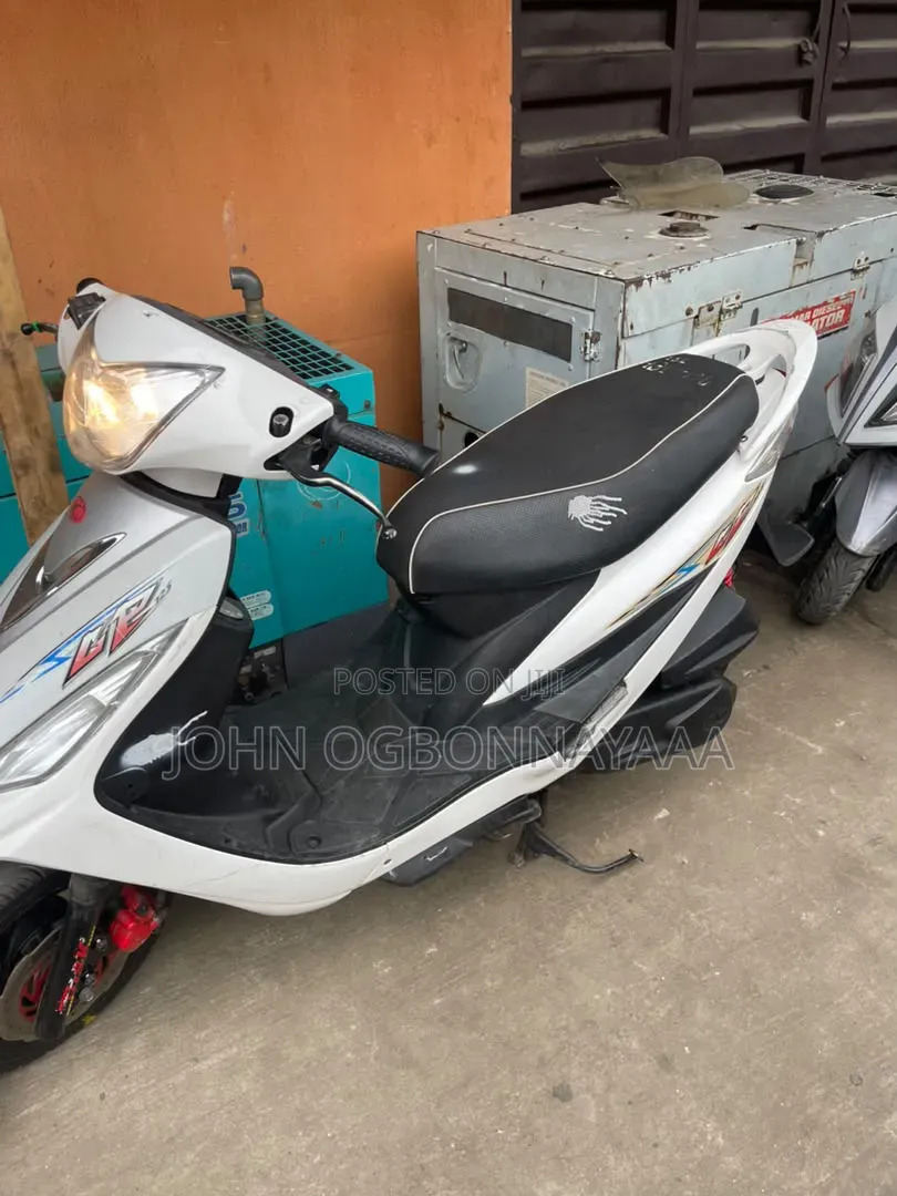 Kymco 2025 White