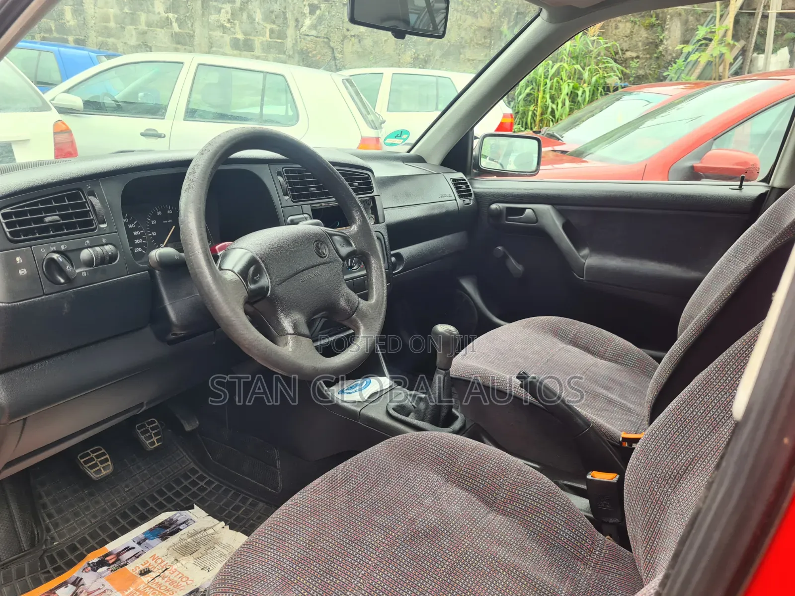 Volkswagen Golf 2002 Red