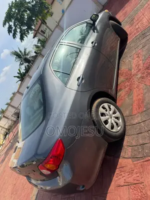 Toyota Corolla LE 4dr Sedan (1.8L 4cyl 4A) 2010 Gray
