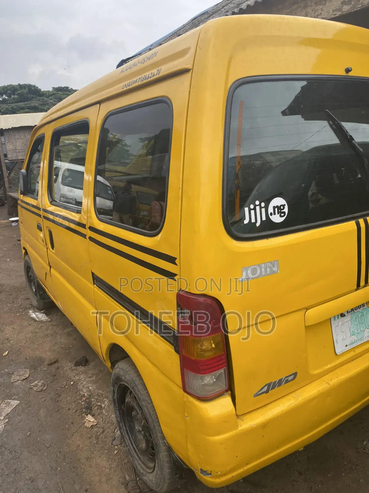 Volkswagen Transporter 1995 Yellow