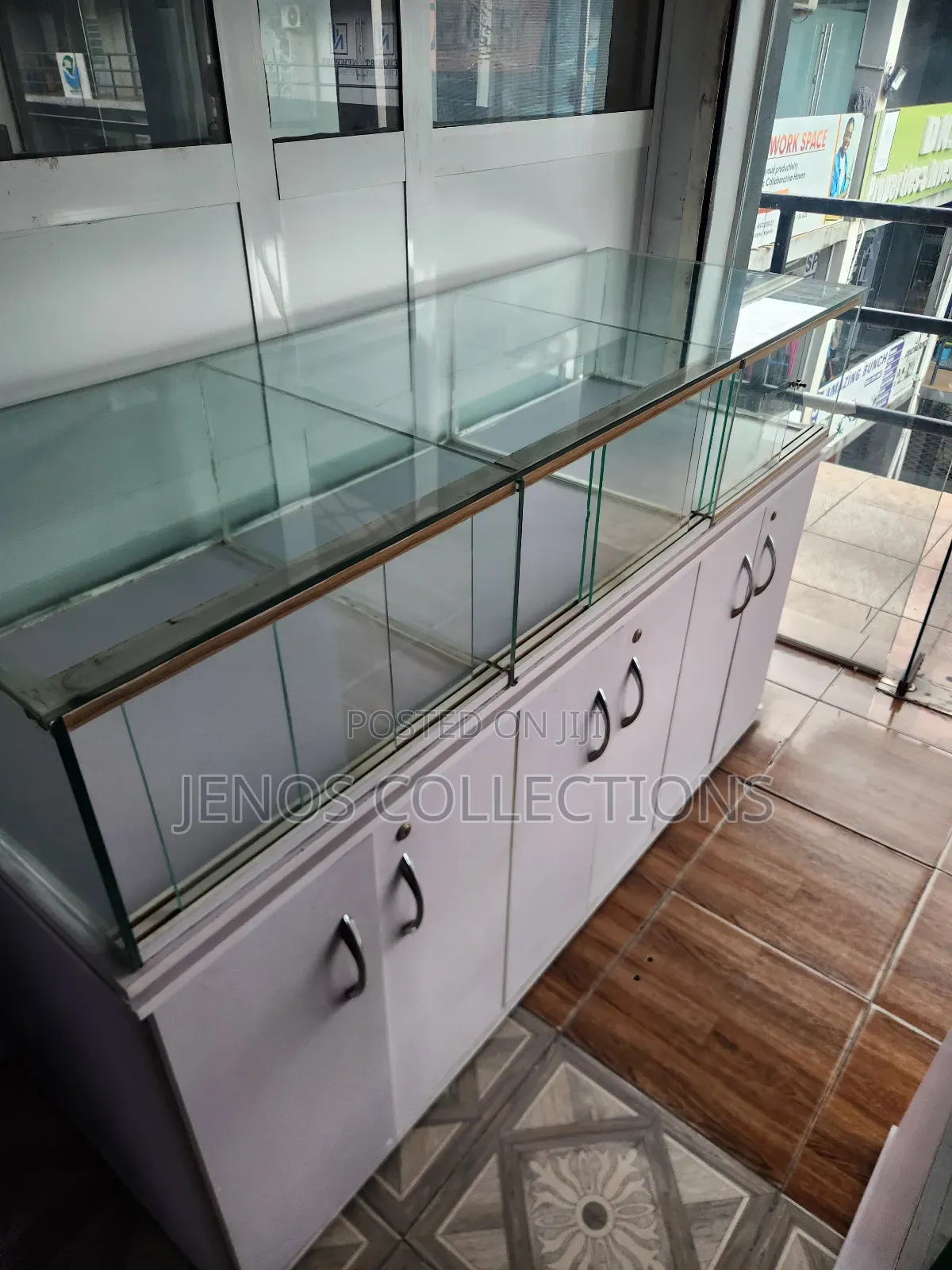 Display Shelf