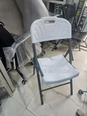 Plastic Folding Chair