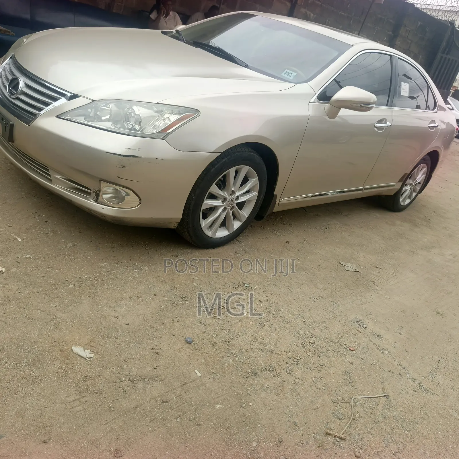 Lexus ES 2012 Gold
