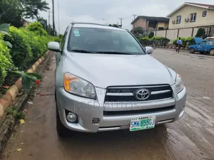 Toyota RAV4 2.4 2008 Silver
