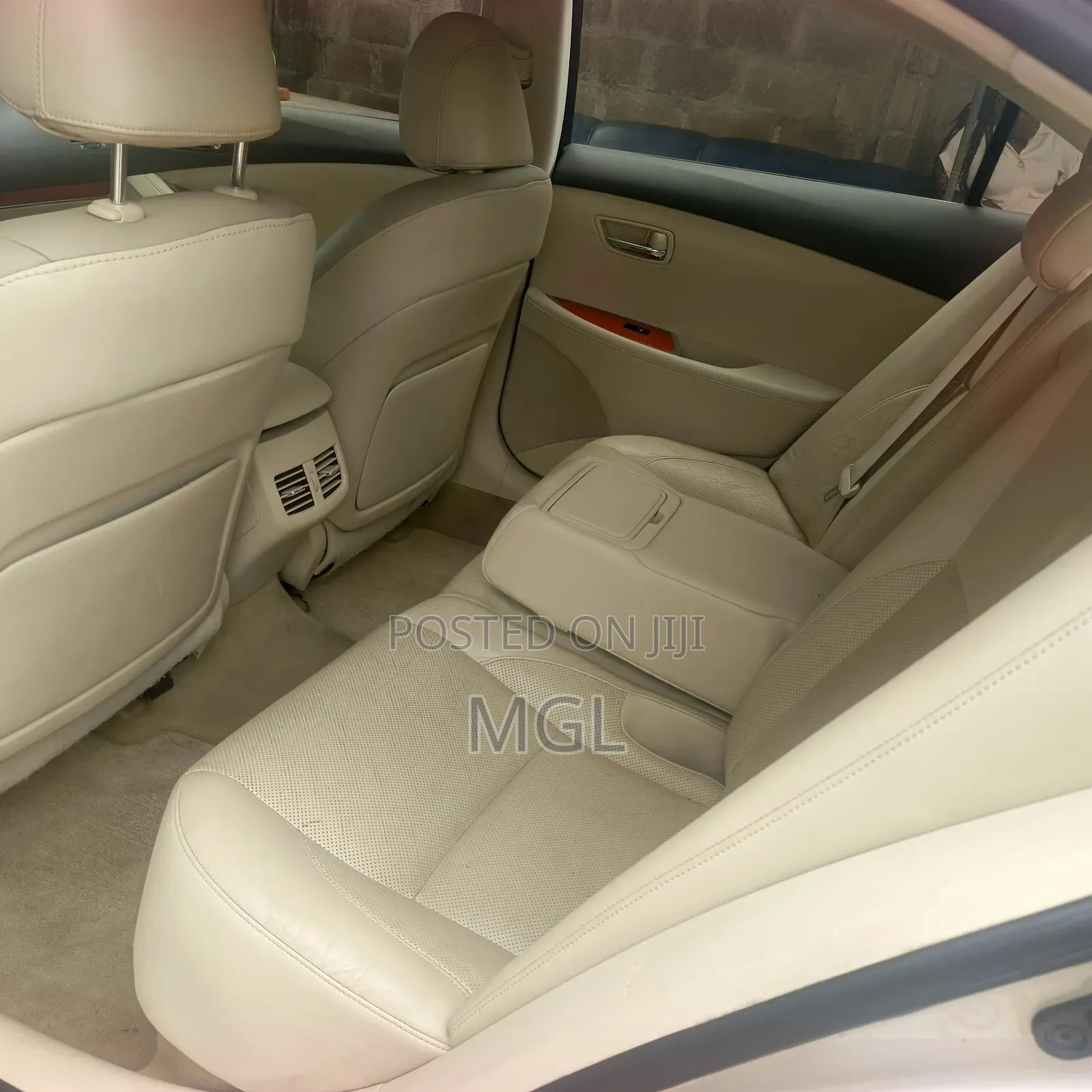 Lexus ES 2012 Gold