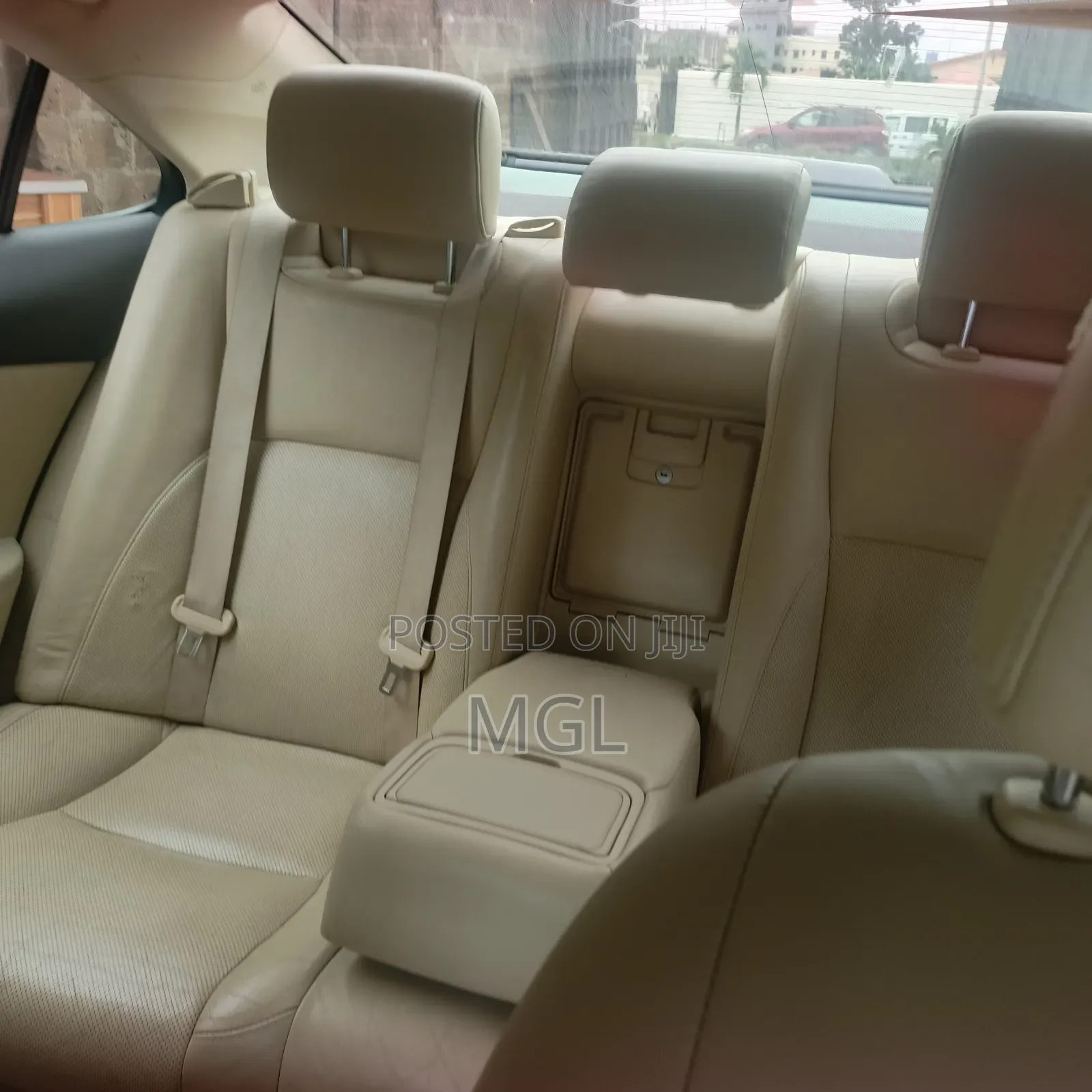 Lexus ES 2012 Gold