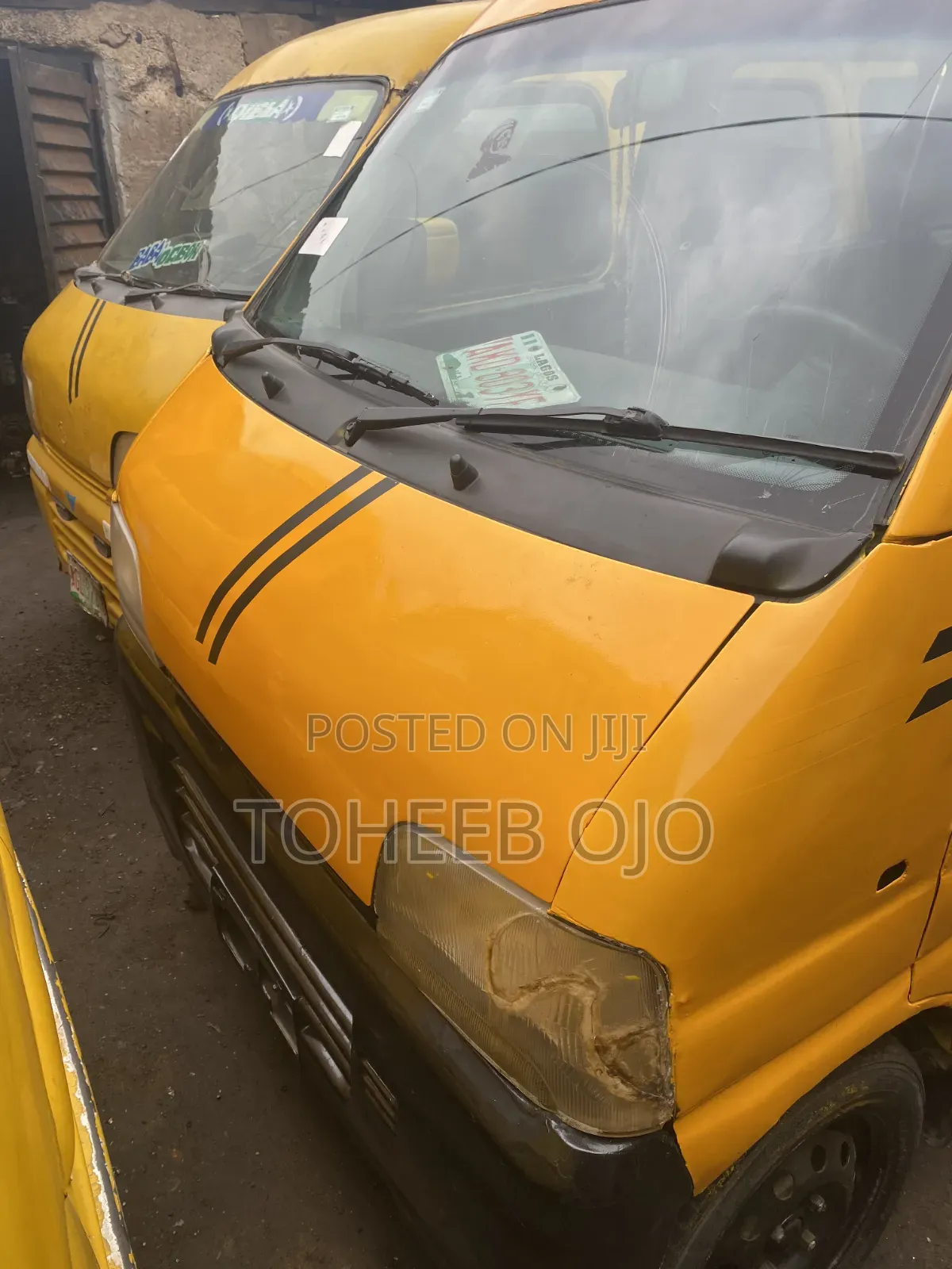 Volkswagen Transporter 1995 Yellow