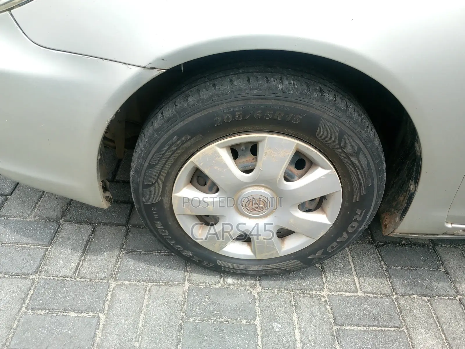 Toyota Camry 2004 Silver