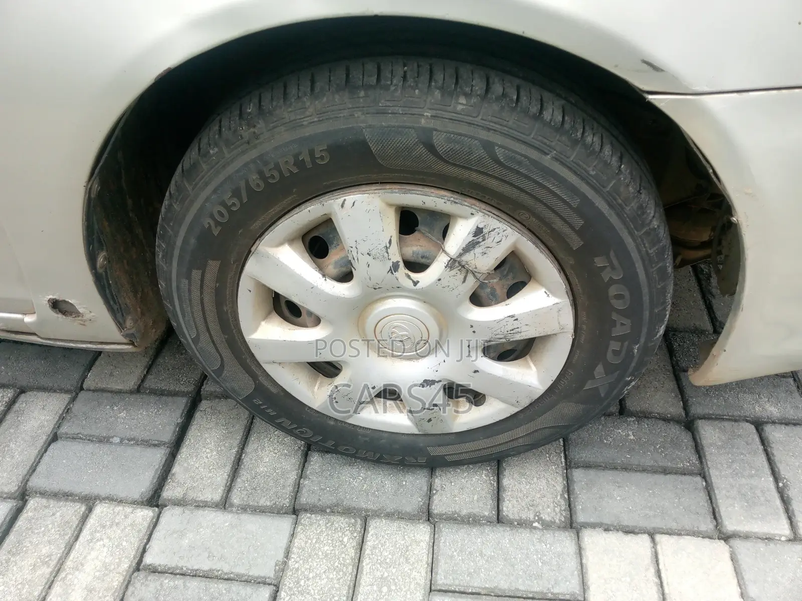 Toyota Camry 2004 Silver