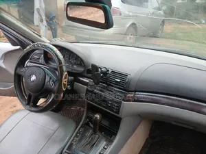 BMW 325i 2004 Black