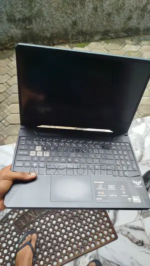 Laptop Asus TUF Gaming FX504 16GB AMD Ryzen 5 SSD 512GB