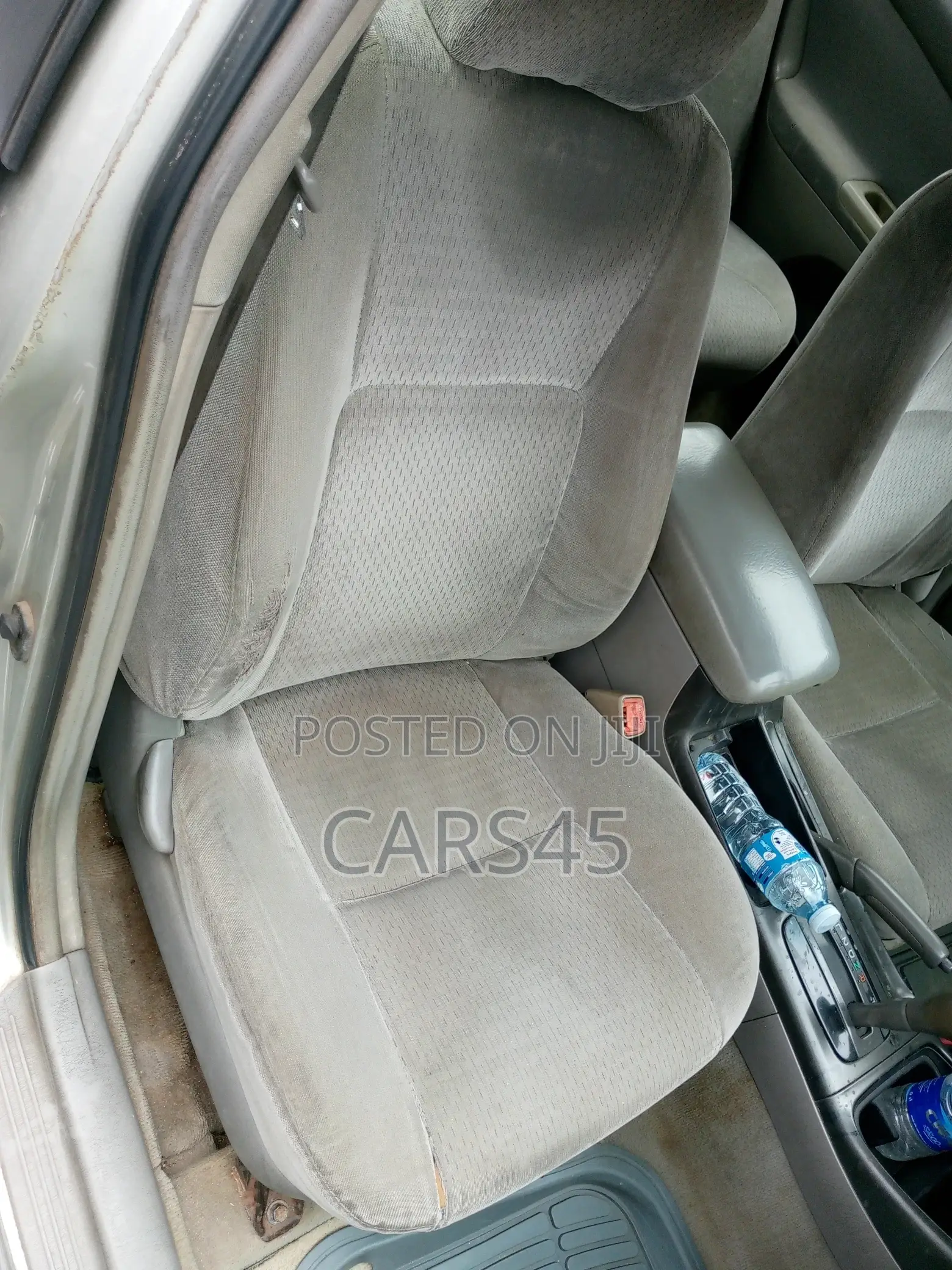 Toyota Camry 2004 Silver