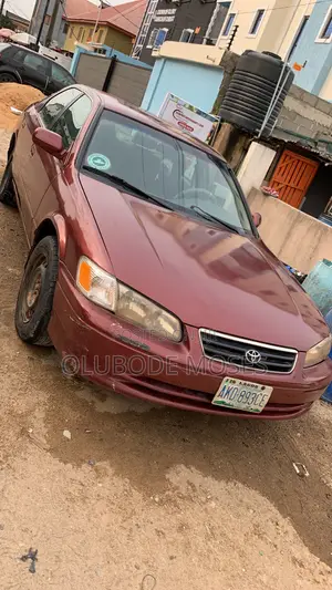 Toyota Camry 2002 Red