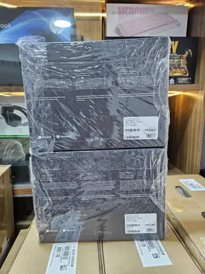 New Microsoft Surface Pro 11th Edition, a Copilot+ PC 16GB SSD 512GB