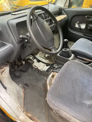 Volkswagen Transporter 1996 Yellow