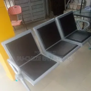 Airport Chair (Big Engine)