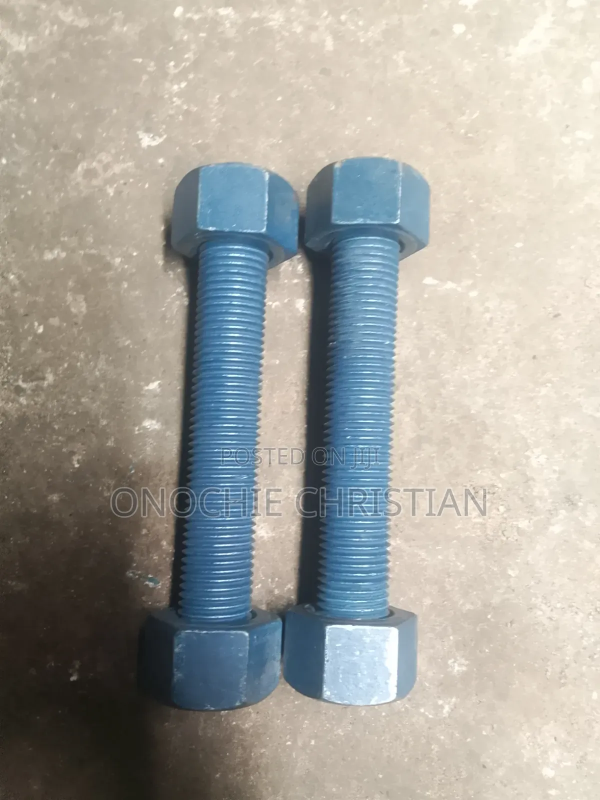 11/8x240 Stud Boit and Nut