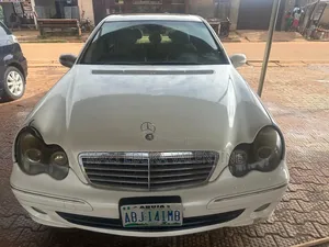 Mercedes-Benz C230 2005