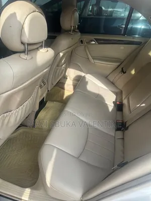 Mercedes-Benz C230 2005